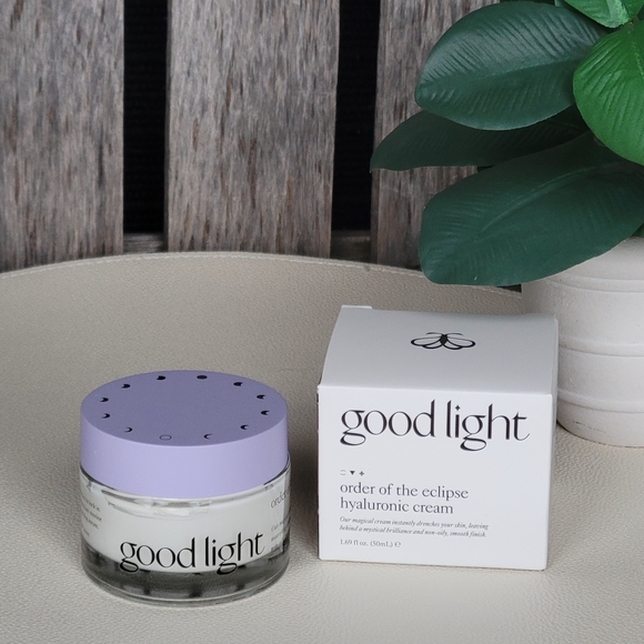 Good Light Hyaluronic Cream - Order Of The Eclipse - Picture 2 of 7